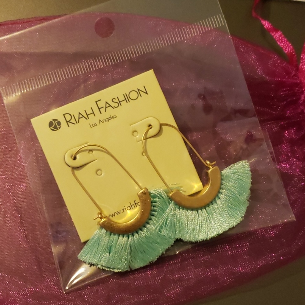 Subscription box Boho Tassle Earrings